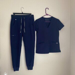 XS Catarina Scrub Top and Zamora Jogger Scrub Pants